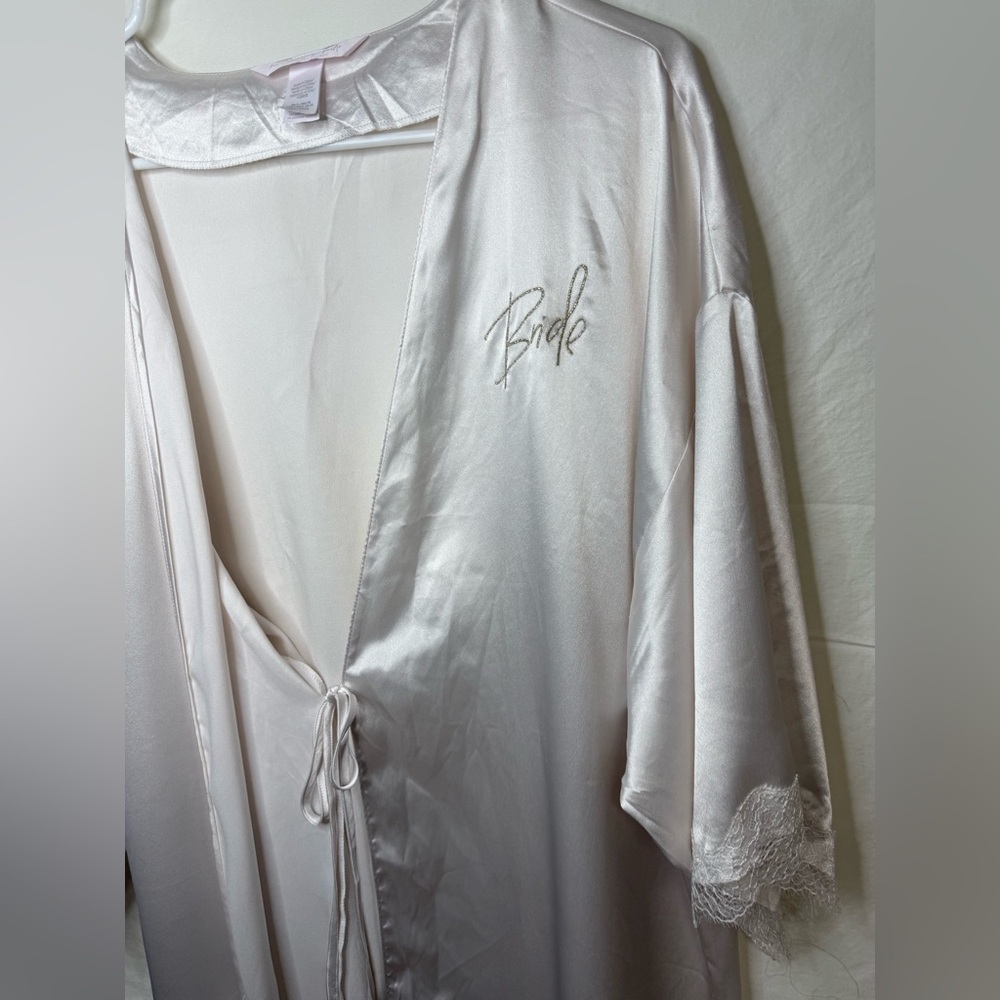 Victoria Secret White Bridal Robe - Picture 3 of 7
